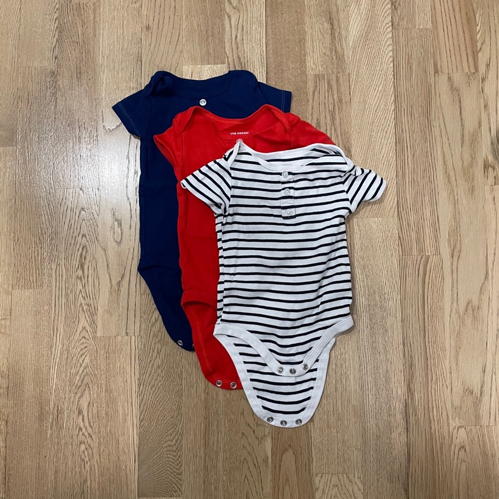 3-pack joe fresh baby onesies